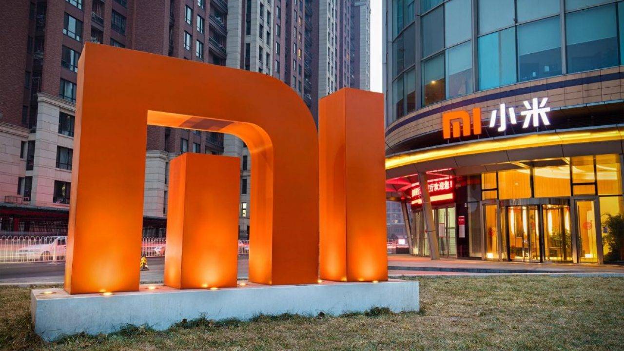 سهم Xiaomi يقفز 7.20% مدعومًا بالمبيعات القوية والتوسع العالمي