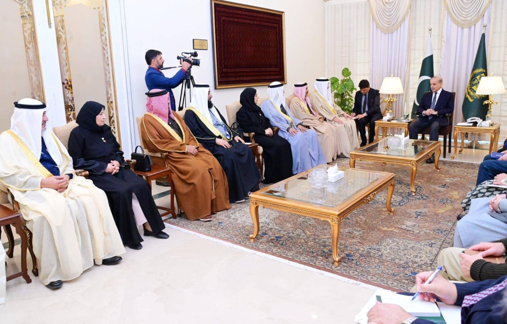 رئيس الوزراء الباكستاني يستقبل رئيس مجلس النواب