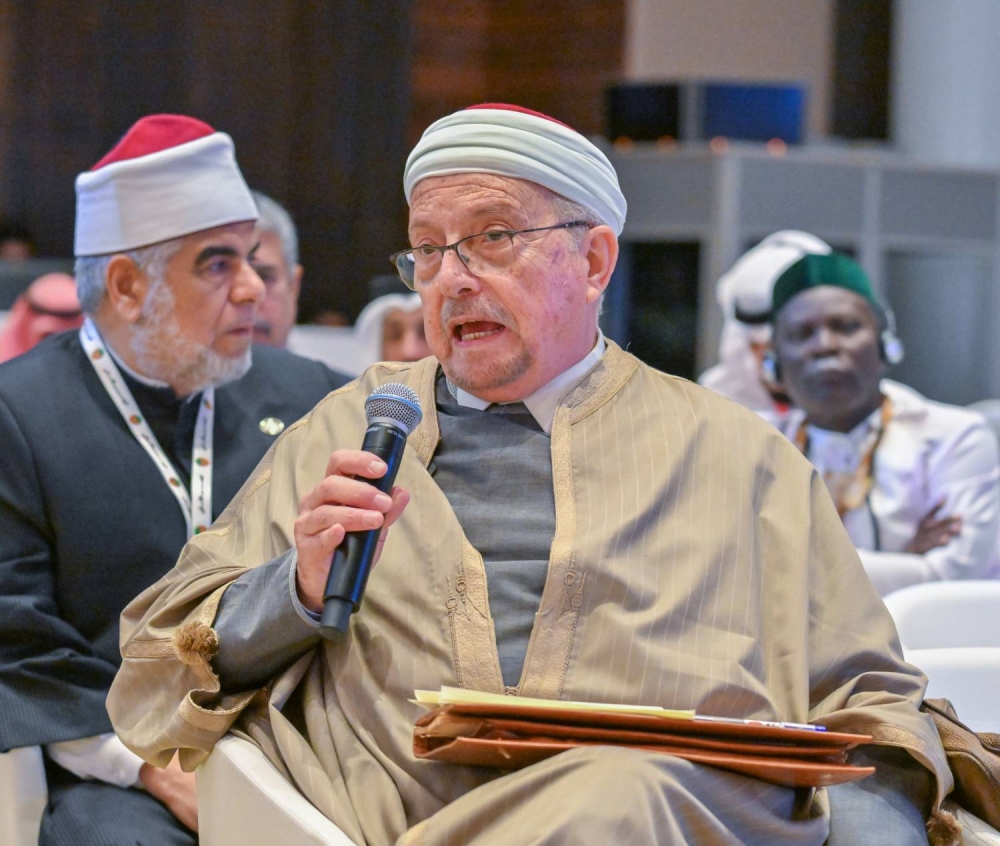 الجلسة الثانية لمؤتمر الحوار الإسلامي - الإسلامي "أمة واحدة .. مصير مشترك" تشدد على دور العلماء في تعزيز التفاهم والتعايش السلمي