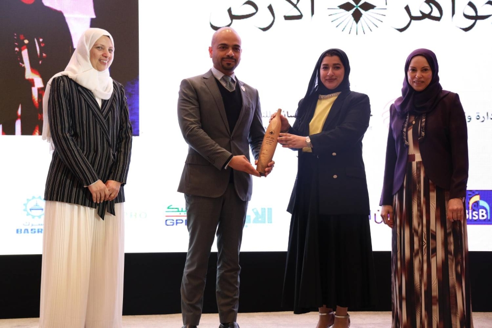 وزير التنمية الاجتماعية يشهد فعالية "جواهر الأرض" لتعزيز الاستدامة البيئية