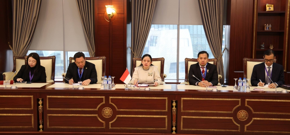 علي الصالح يلتقي رئيسة مجلس النواب الإندونيسي لبحث الجهود البرلمانية المشتركة