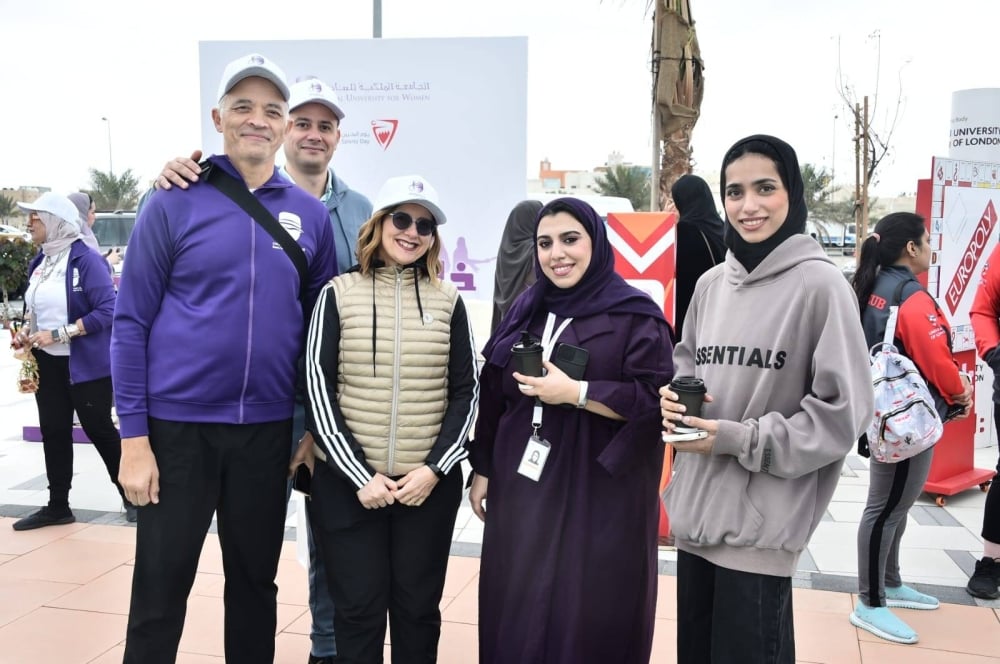 الجامعة الملكية للبنات راعٍ فضي في يوم البحرين الرياضي