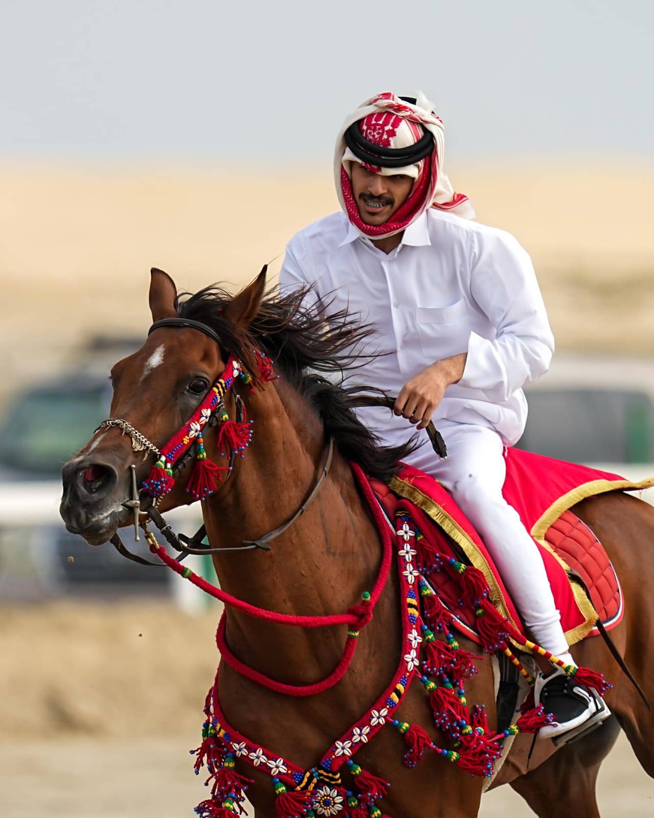 ختام مثير للشوط النهائي لسباق الخيل العربية التراثي ضمن موسم ناصر بن حمد للصقور والصيد