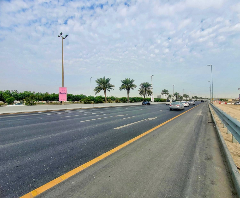 "الأشغال": الانتهاء من أعمال الطرق بمشروع توسعة شارع الشيخ خليفة بن سلمان