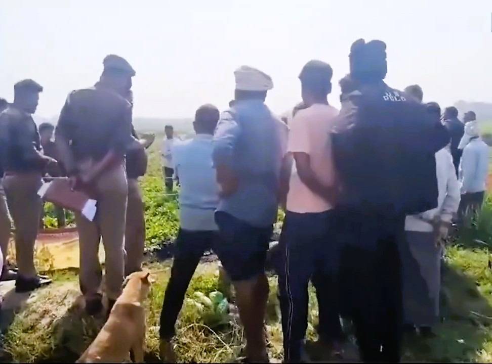 أحرقوه حياً.. مقتل مسلم بعد رفضه سحب دعوى ضد زعيم هندوسي متهم باغتصاب زوجته