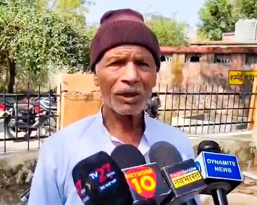 أحرقوه حياً.. مقتل مسلم بعد رفضه سحب دعوى ضد زعيم هندوسي متهم باغتصاب زوجته