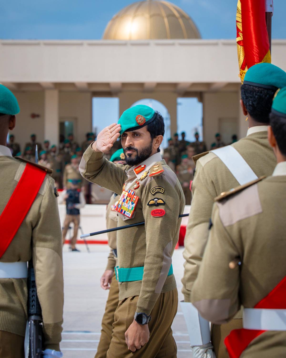 مستشار الأمن &rlm;الوطني قائد الحرس الملكي يشهد حفل &rlm;تخريج إحدى دورات المستجدين بالحرس الملكي