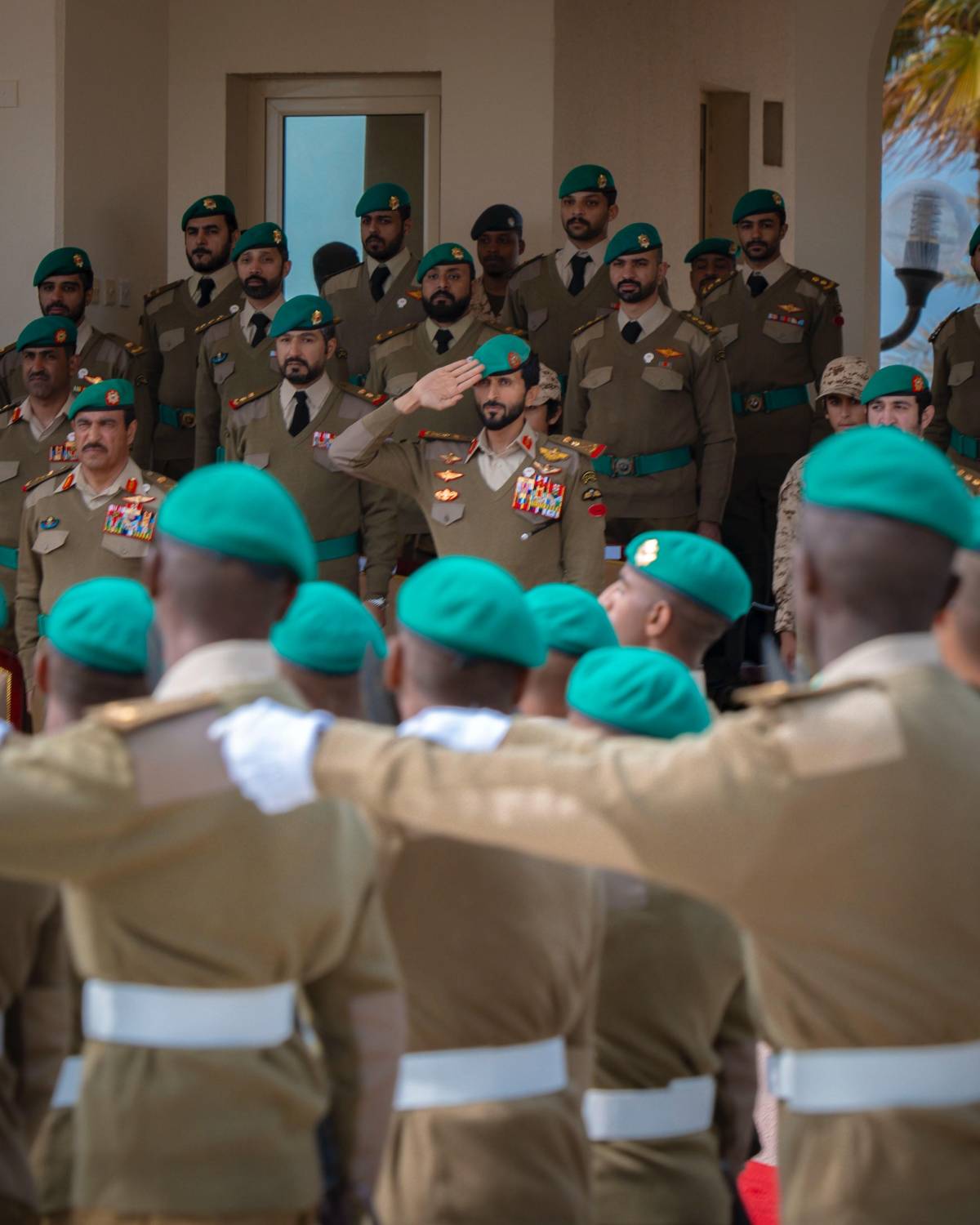 مستشار الأمن &rlm;الوطني قائد الحرس الملكي يشهد حفل &rlm;تخريج إحدى دورات المستجدين بالحرس الملكي