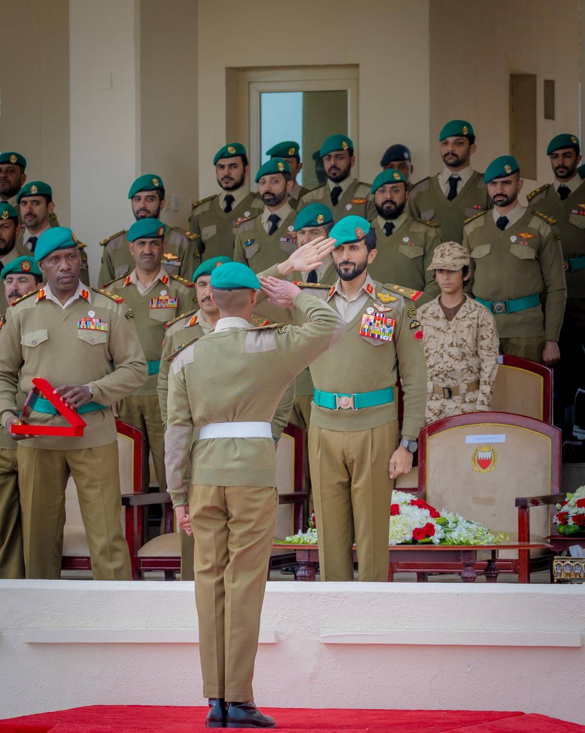 مستشار الأمن &rlm;الوطني قائد الحرس الملكي يشهد حفل &rlm;تخريج إحدى دورات المستجدين بالحرس الملكي