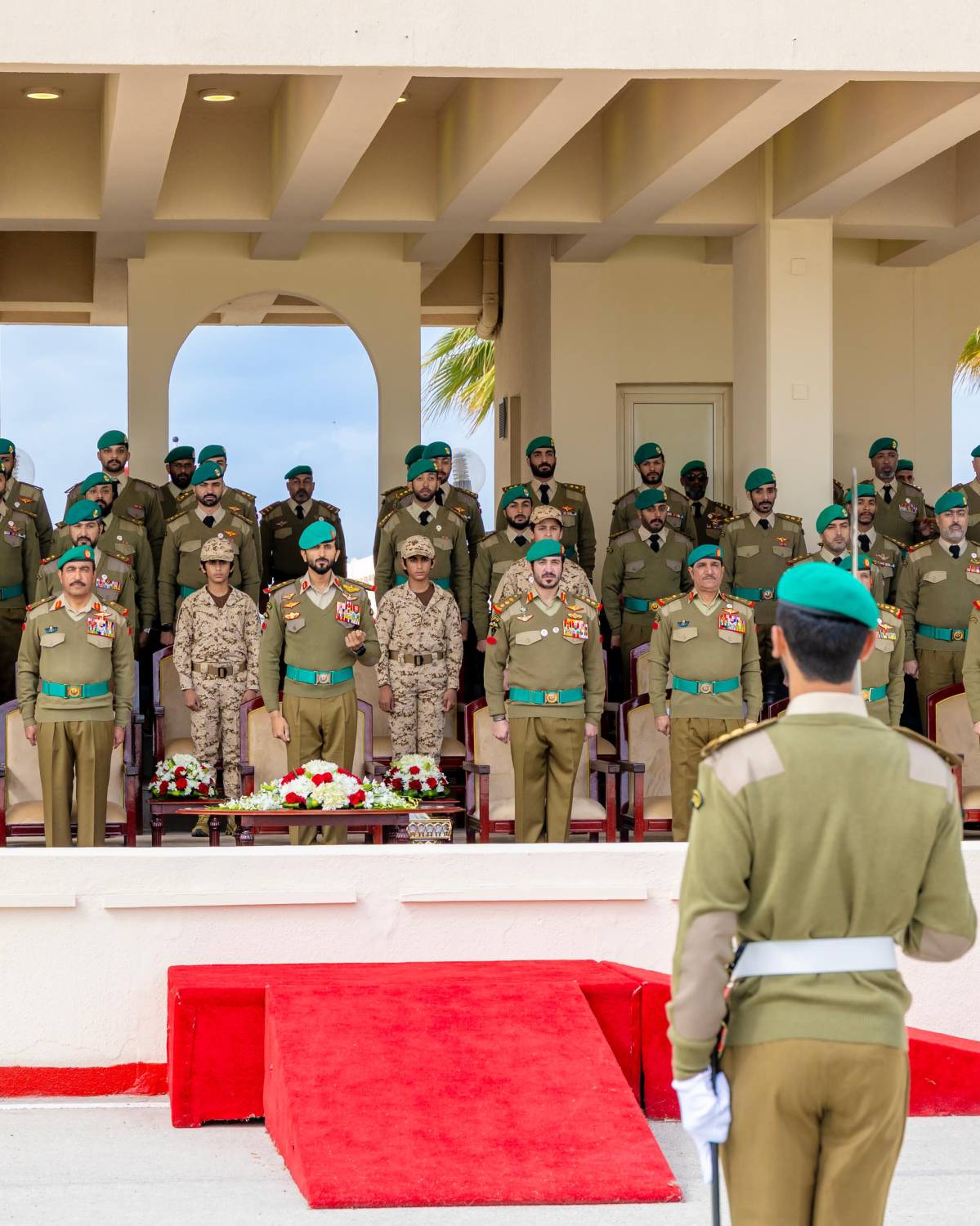 مستشار الأمن &rlm;الوطني قائد الحرس الملكي يشهد حفل &rlm;تخريج إحدى دورات المستجدين بالحرس الملكي