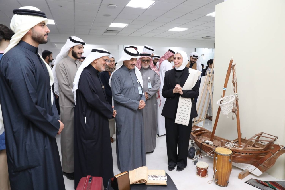 طلبة جامعة الخليج العربي ينظمون احتفالاً تفاعليًا بمناسبة العيد الوطني الكويتي