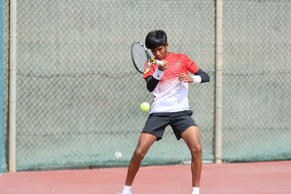 في بطولة الاتحاد الدولي للتنس.. خسارة ثانية لمنتخبنا والسعودية والعراق والأردن يقتربون من العبور لربع النهائي