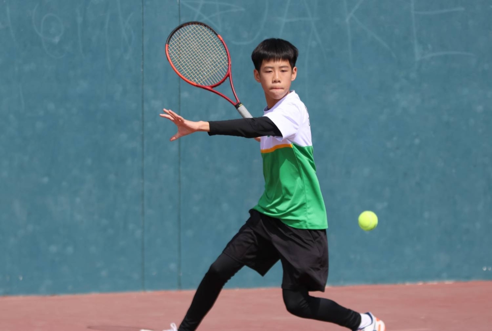 اندونيسيا وهونغ كونغ يتأهلان للنهائي ويحصدان بطاقتي التأهل للمرحلة النهائية من التصفيات