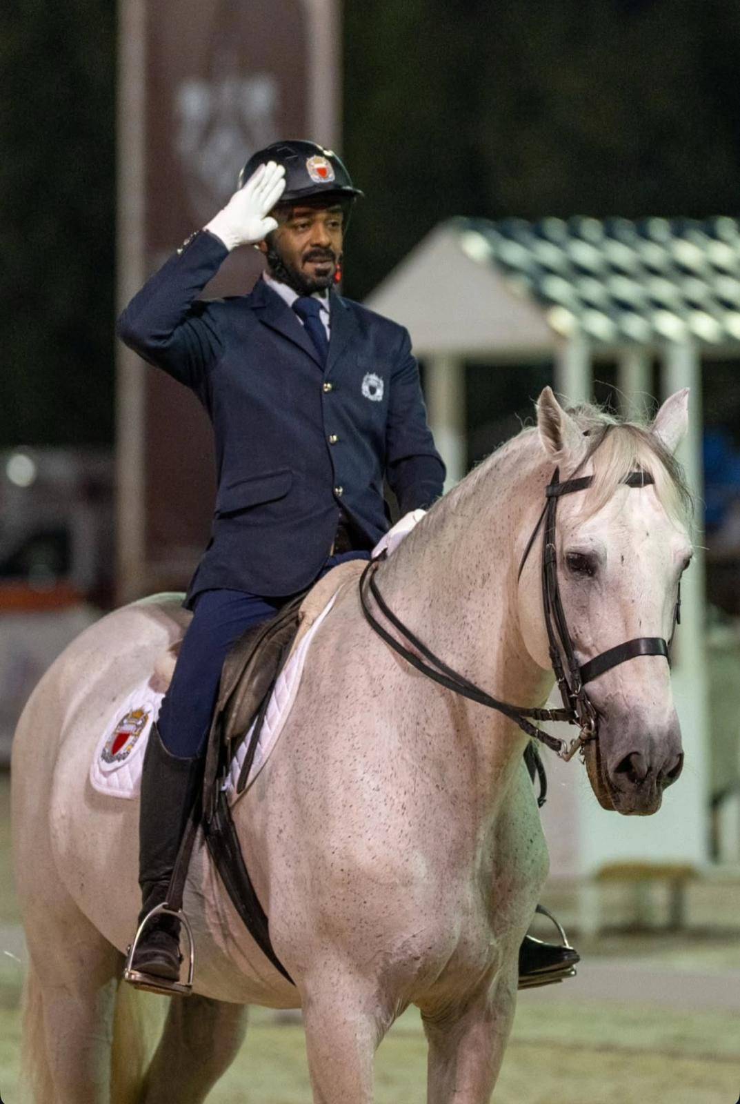 فريق شعبة الخيالة يحقق مراكز متقدمة في بطولة مسابقة الفرسان لترويض الجياد