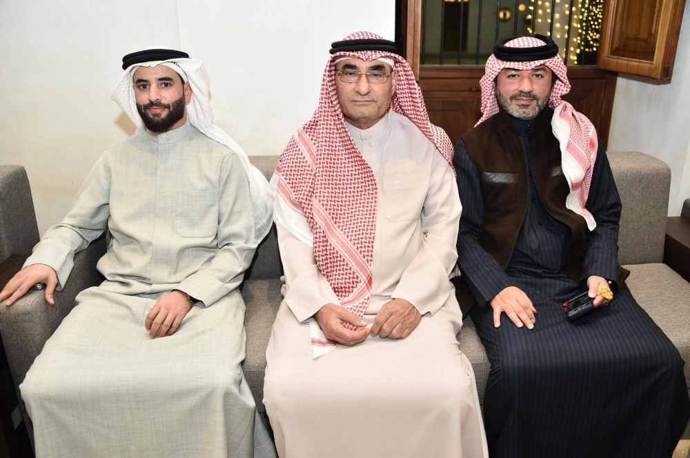 &laquo;الوطن&raquo; تزور مجلس عائلة الشيخ مصطفى والشيخ إسحاق في رأس رمان