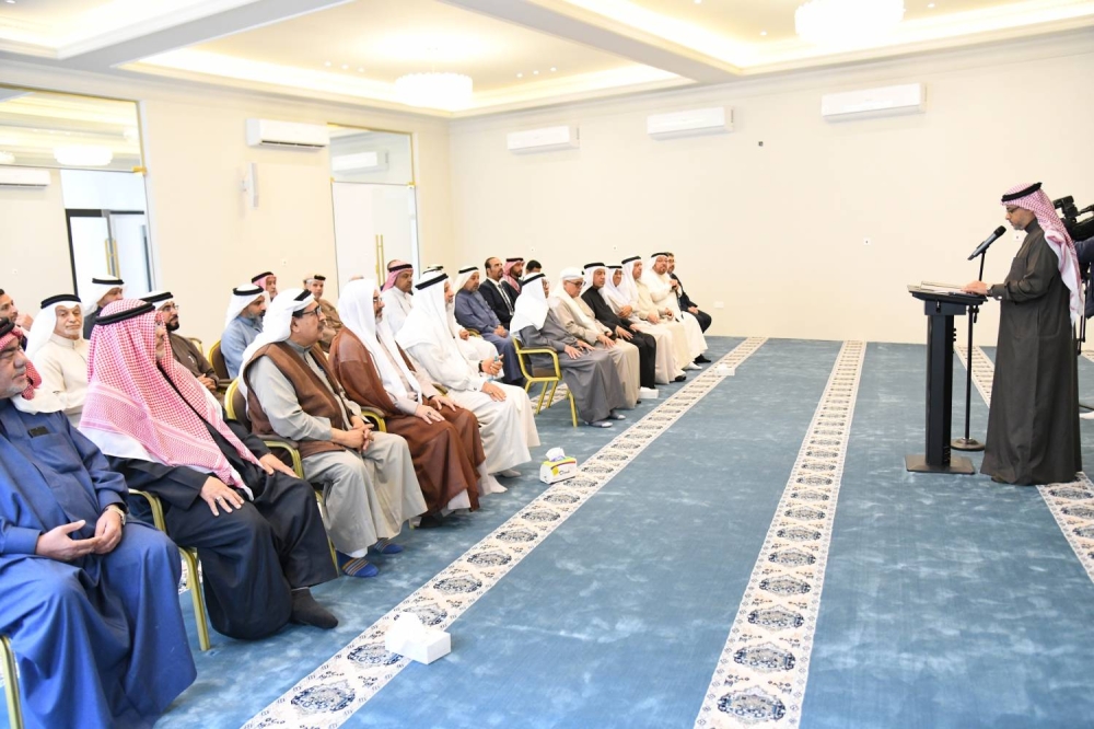 رئيس الأوقاف الجعفرية يفتتح مسجد الوطية في منطقة سار