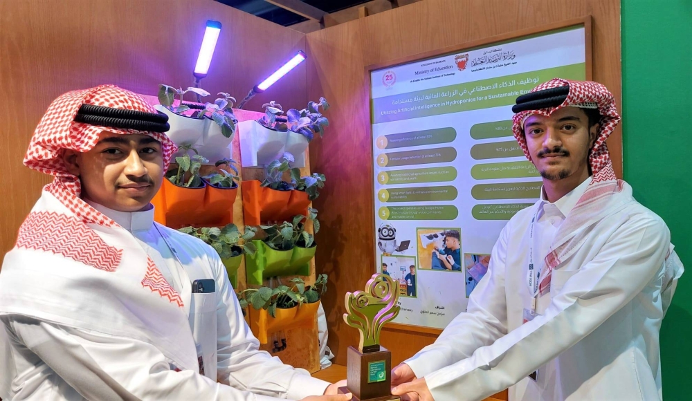 طالبان بمعهد الشيخ خليفة للتكنولوجيا يحصدان المركز الأول في الابتكار الزراعي