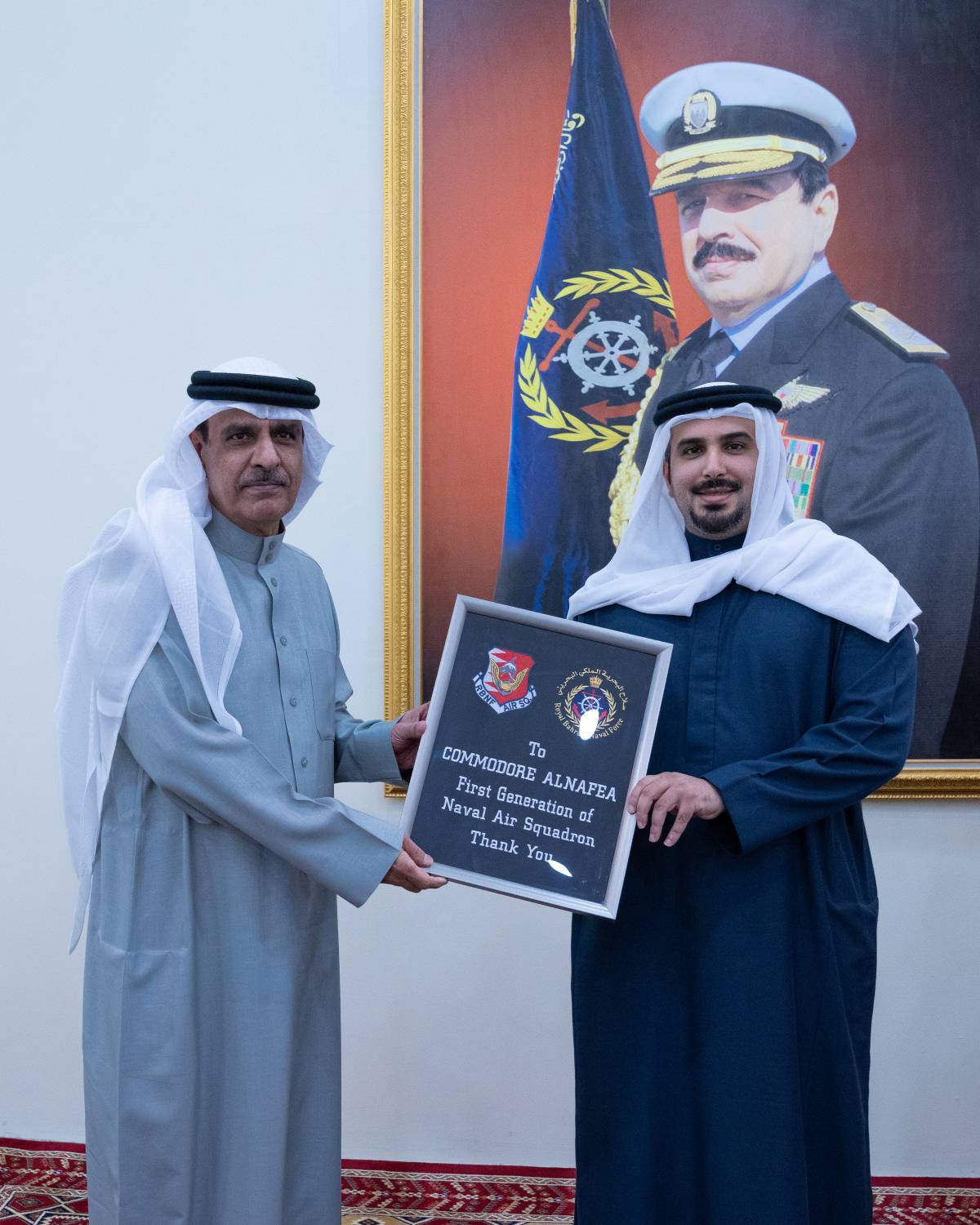 محمد بن سلمان يحضر مأدبة سحور أقامها سلاح البحرية الملكي البحريني