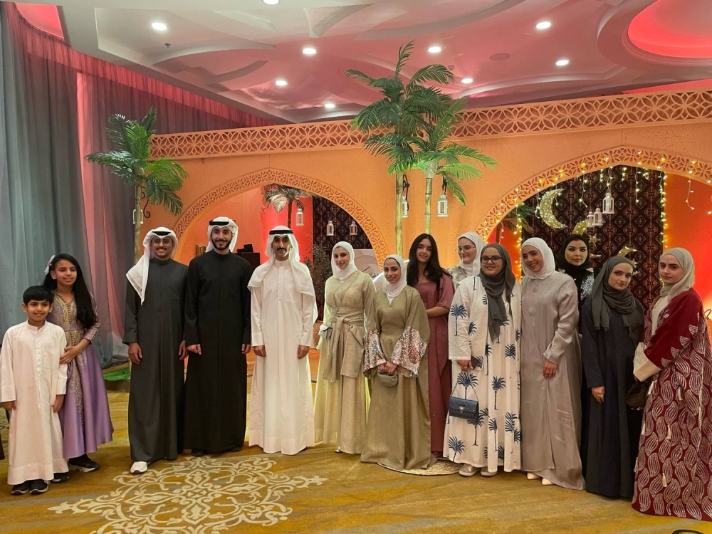 سفير الكويت: الطلبة الكويتيون يتحلون بالعزيمة والإصرار والمسؤولية