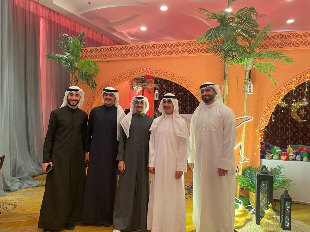 سفير الكويت: الطلبة الكويتيون يتحلون بالعزيمة والإصرار والمسؤولية