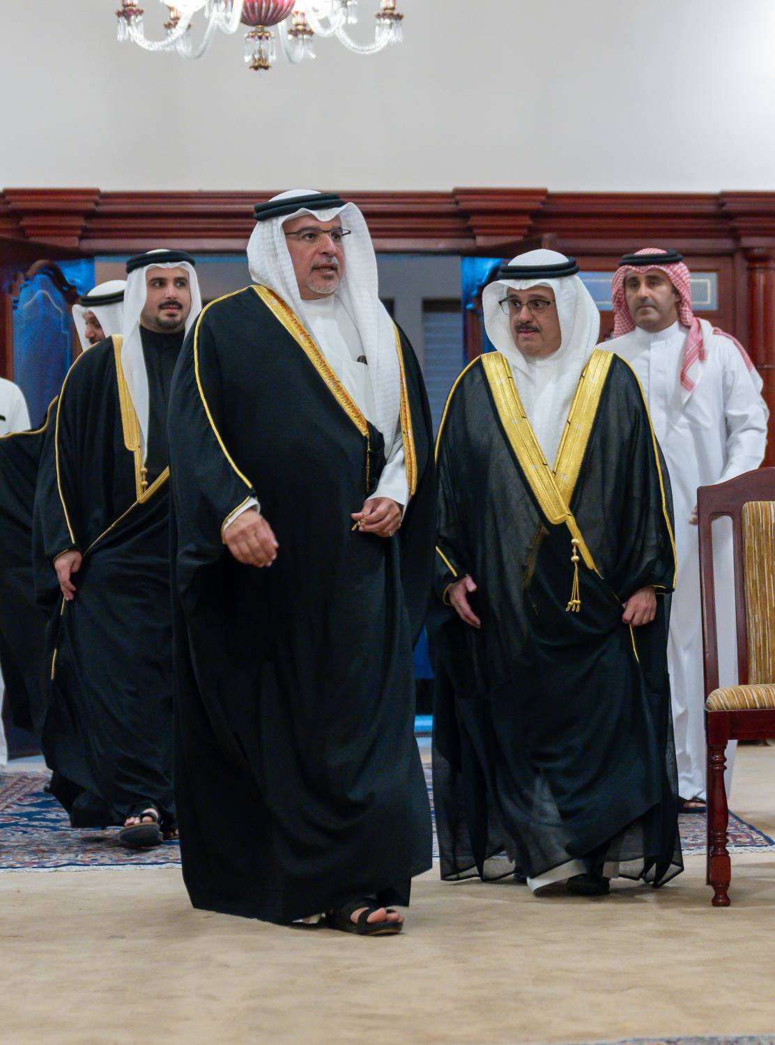 ولي العهد رئيس الوزراء يقوم بزيارة مجلس عائلة الدوسري