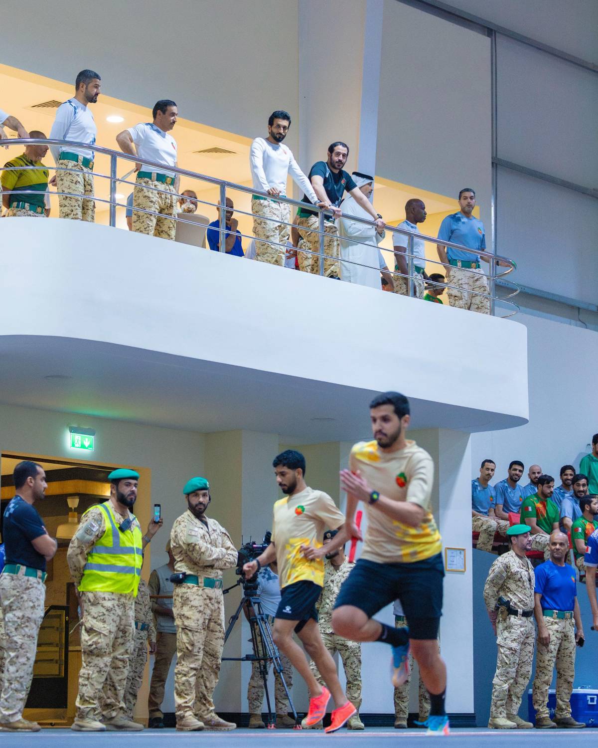 ناصر بن حمد يشهد الحفل الختامي لمنافسات المسابقات الرياضية الرمضانية للحرس الملكي
