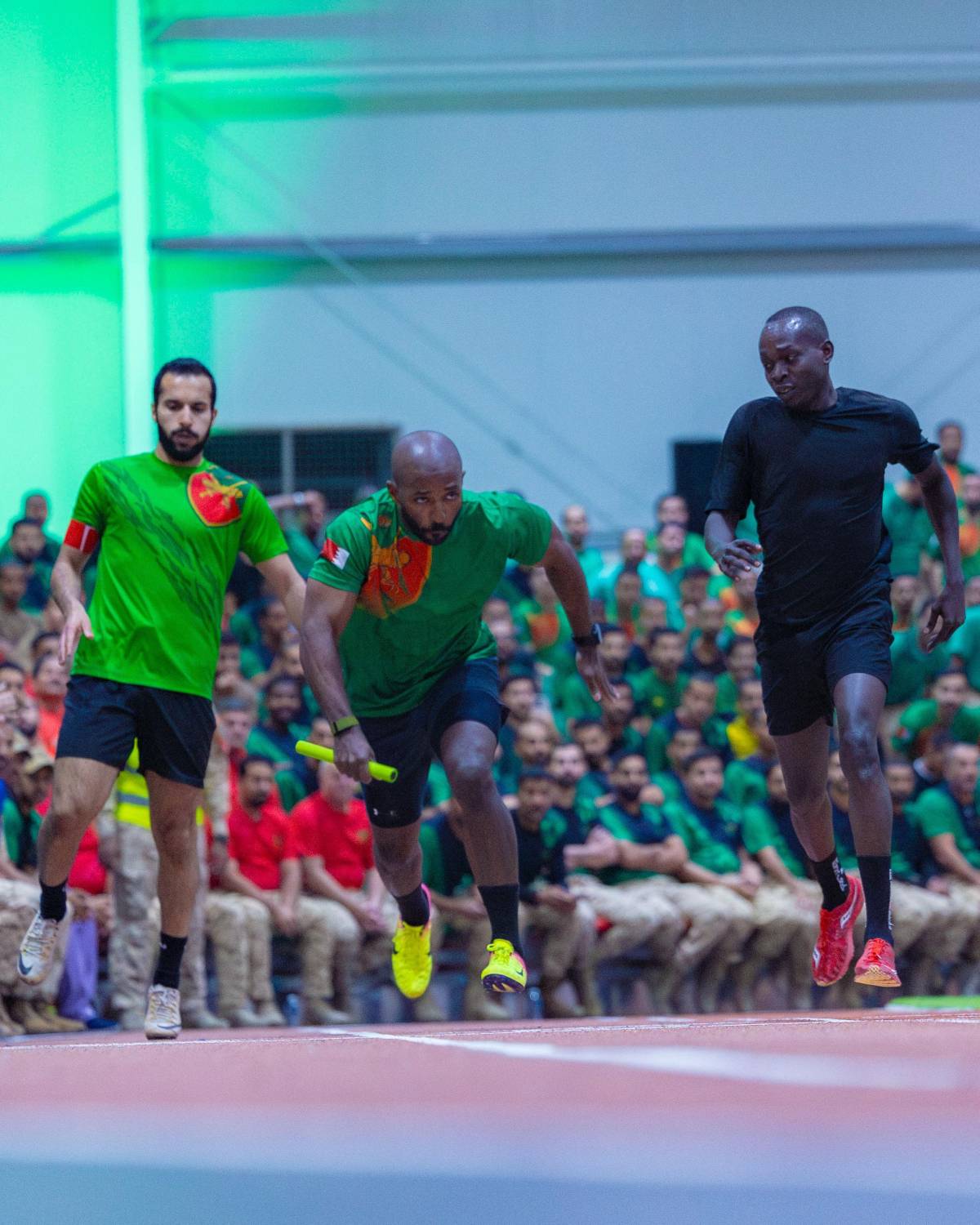 ناصر بن حمد يشهد الحفل الختامي لمنافسات المسابقات الرياضية الرمضانية للحرس الملكي