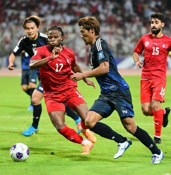 إصابة شمسان تضع مركز الظهير الأيمن لمنتخبنا الكروي على المحك