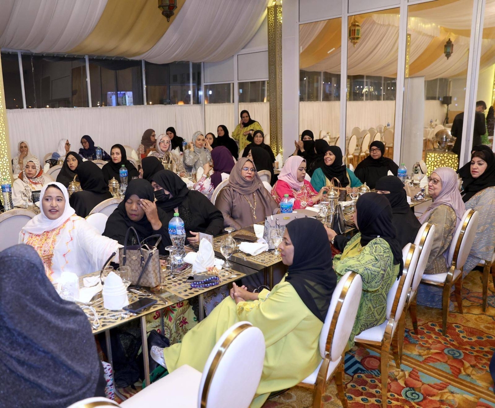 &ldquo;خوات دنيا&rdquo; تجمع الأحبة في غبقتهن السنوية وسط أجواء رمضانية دافئة