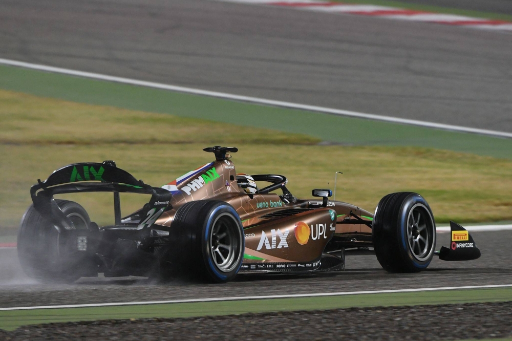 انطلاق التجارب الرسمية للفورمولا 2 والفورمولا 3 في حلبة البحرين الدولية