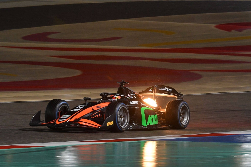 انطلاق التجارب الرسمية للفورمولا 2 والفورمولا 3 في حلبة البحرين الدولية