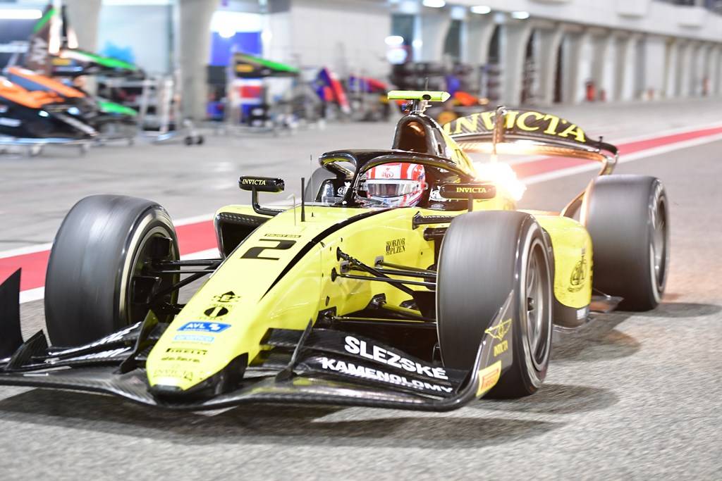 انطلاق التجارب الرسمية للفورمولا 2 والفورمولا 3 في حلبة البحرين الدولية