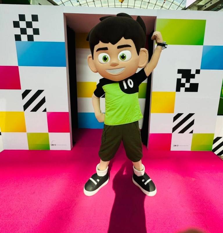 لا تفوتوا مهرجان الأطفال وعروض كرتون نتورك خلال جائزة البحرين الكبرى 2025