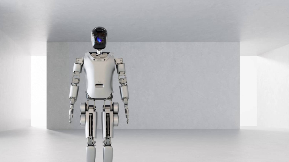 شركات رائدة تكشف خططها للهيمنة على صناعة الروبوتات البشرية