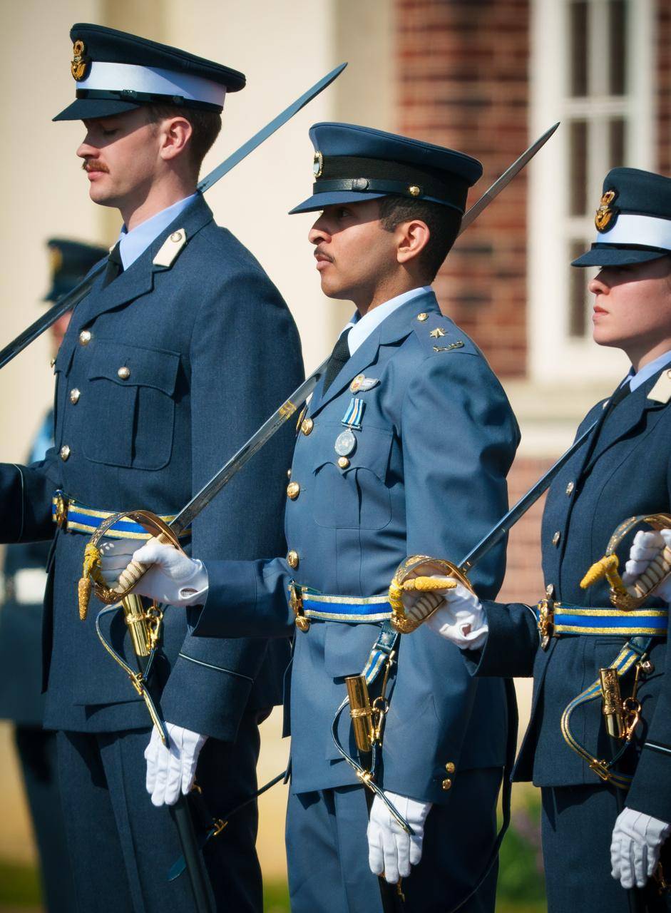 محمد بن خليفة بن حمد بن عيسى آل خليفة يتخرج من كلية كرانول الملكية لسلاح الجو