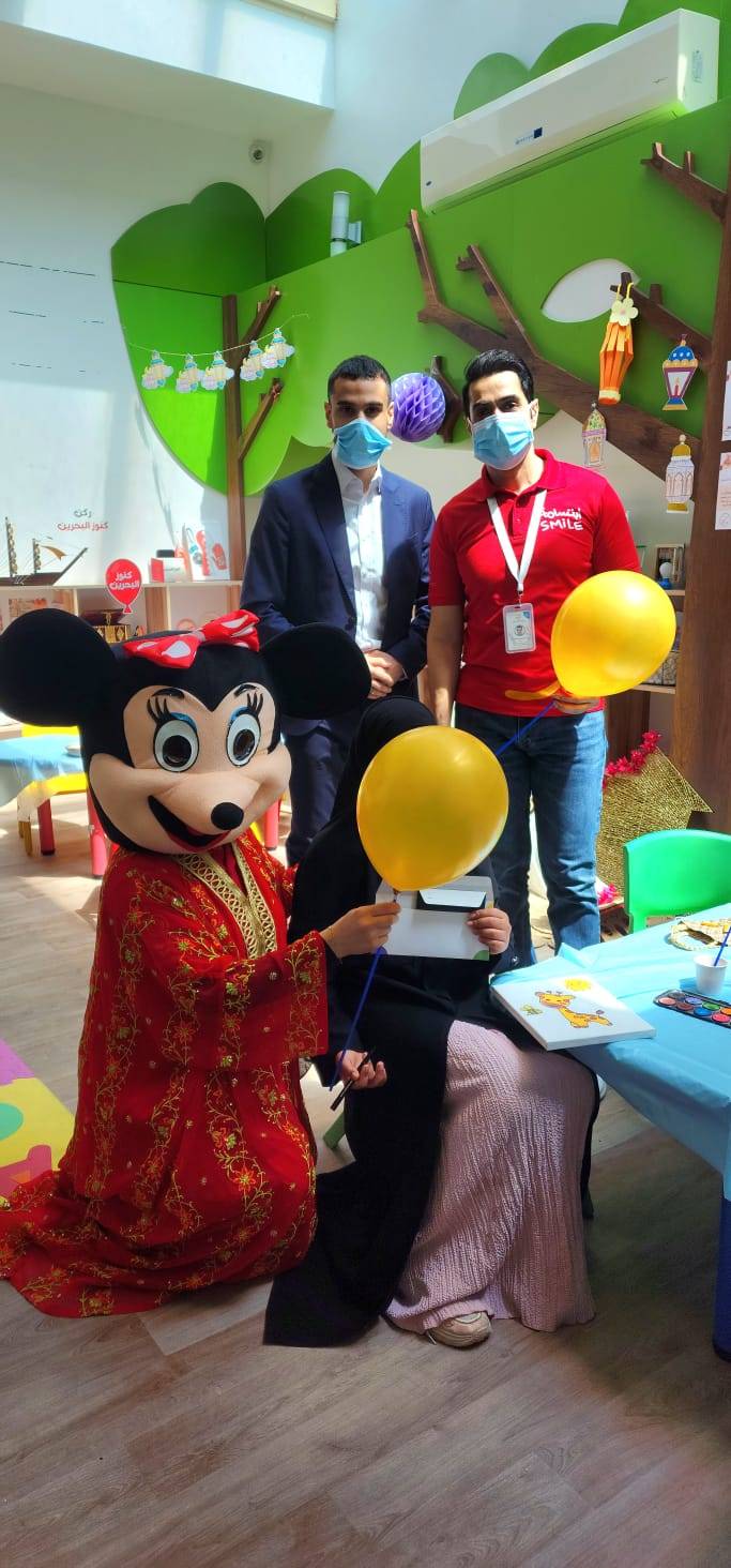 &laquo;ابتسامة&raquo; تزور أبطالها الصغار في مجمع السلمانية الطبي