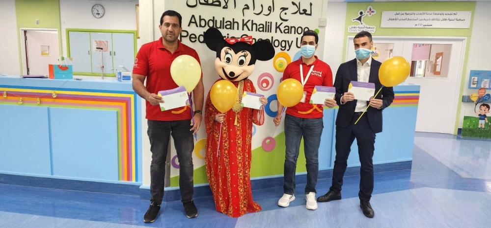 &laquo;ابتسامة&raquo; تزور أبطالها الصغار في مجمع السلمانية الطبي