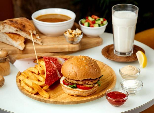 لا تكثر منها.. أنواع من الأطعمة تسبب الإسها