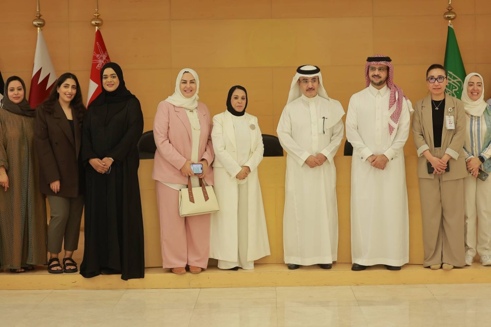 رئيس جامعة الخليج العربي يهنئ منسوبي الجامعة بحلول عيد الفطر المبارك