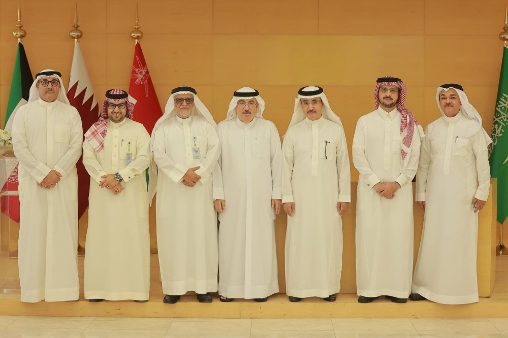 رئيس جامعة الخليج العربي يهنئ منسوبي الجامعة بحلول عيد الفطر المبارك