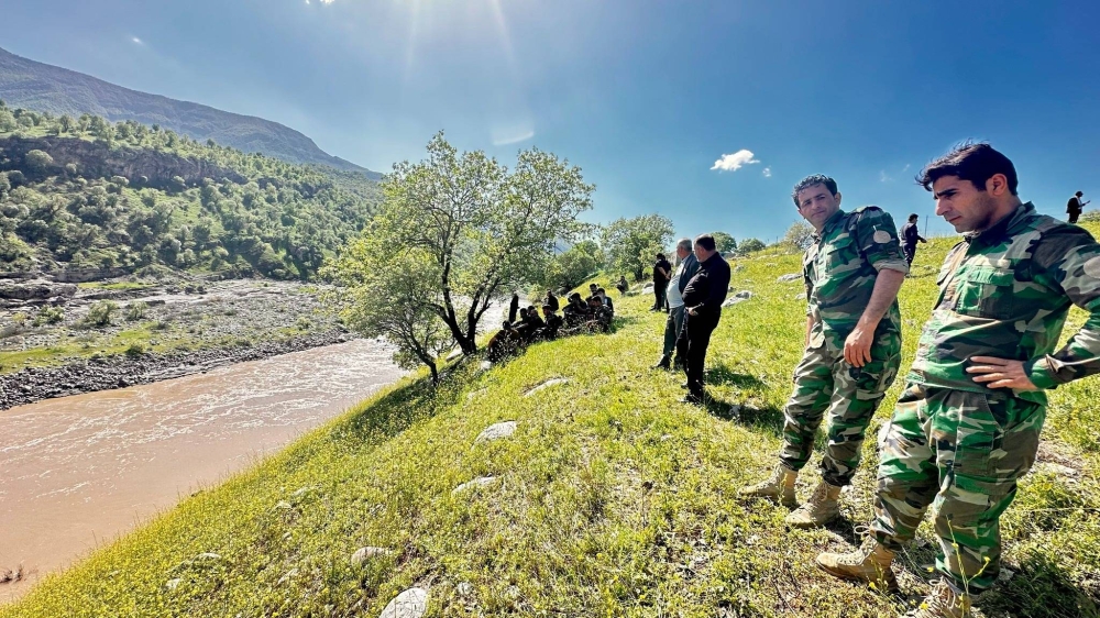 أنقذت شقيقها وغرقت.. 120 شخصاً يبحثون عن شابة عراقية ابتلعها نهر بمحافظة أربيل