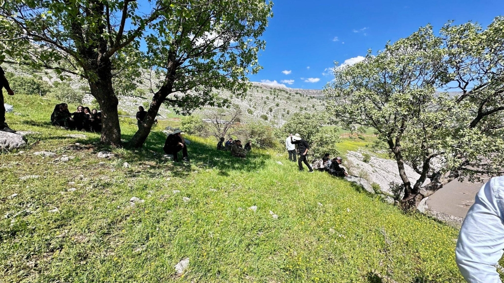 أنقذت شقيقها وغرقت.. 120 شخصاً يبحثون عن شابة عراقية ابتلعها نهر بمحافظة أربيل