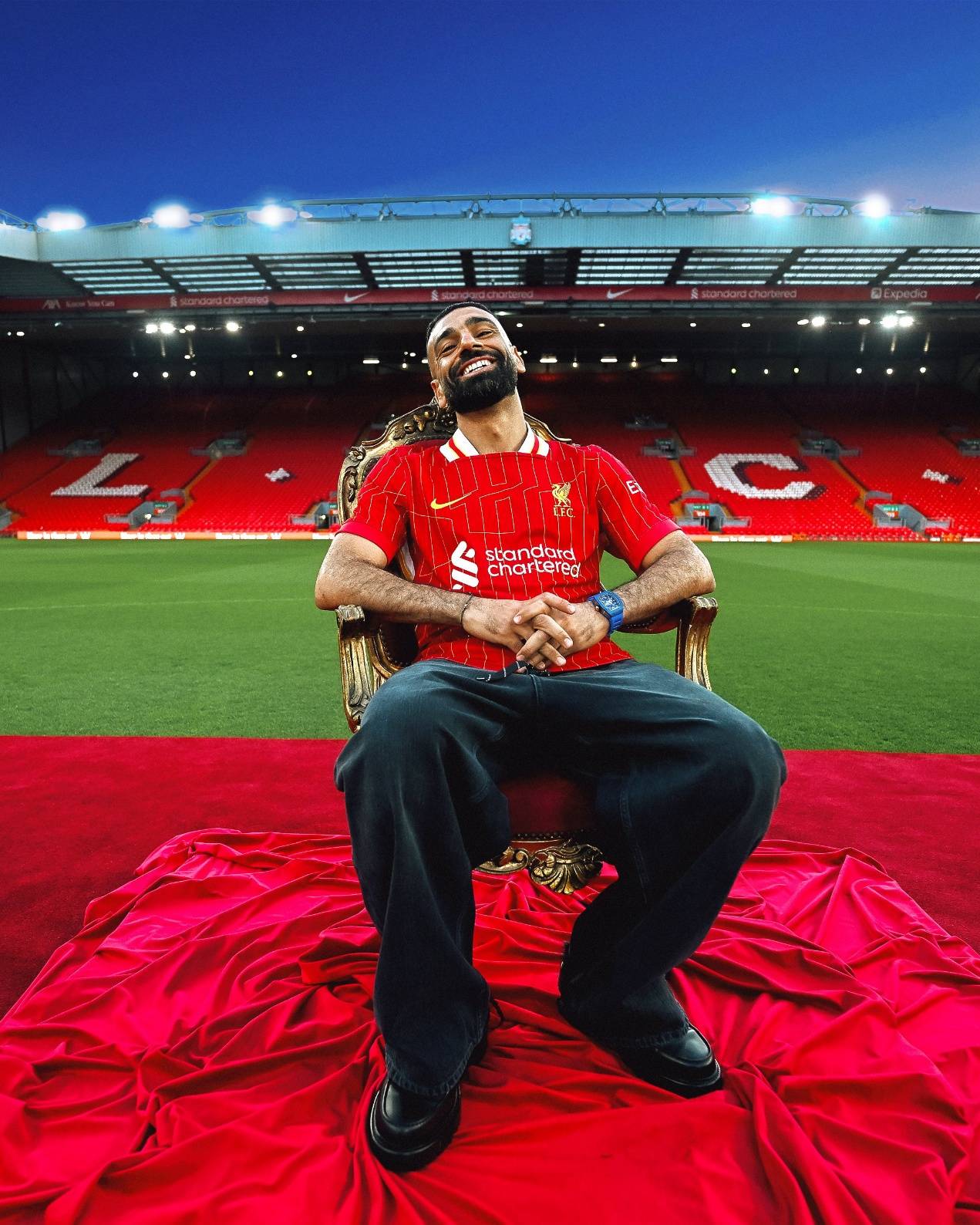 بعد تجديد عقده.. ماذا قدم محمد صلاح في 8 سنوات مع ليفربول؟