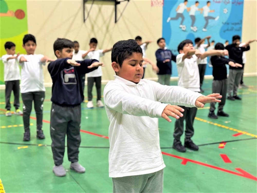 فهد يوجه رسالة شكر بلغة برايل لمدرسة الخوارزمي الابتدائية للبنين