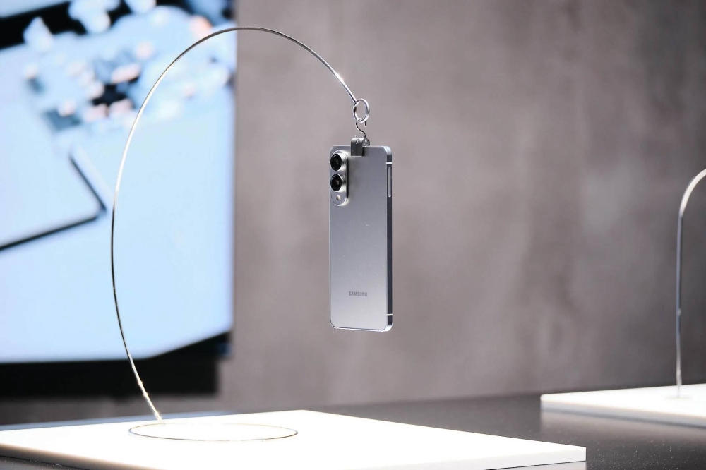 تسريبات تشير إطلاق هاتف Galaxy S25 Edge المرتقب في دولتين فقط