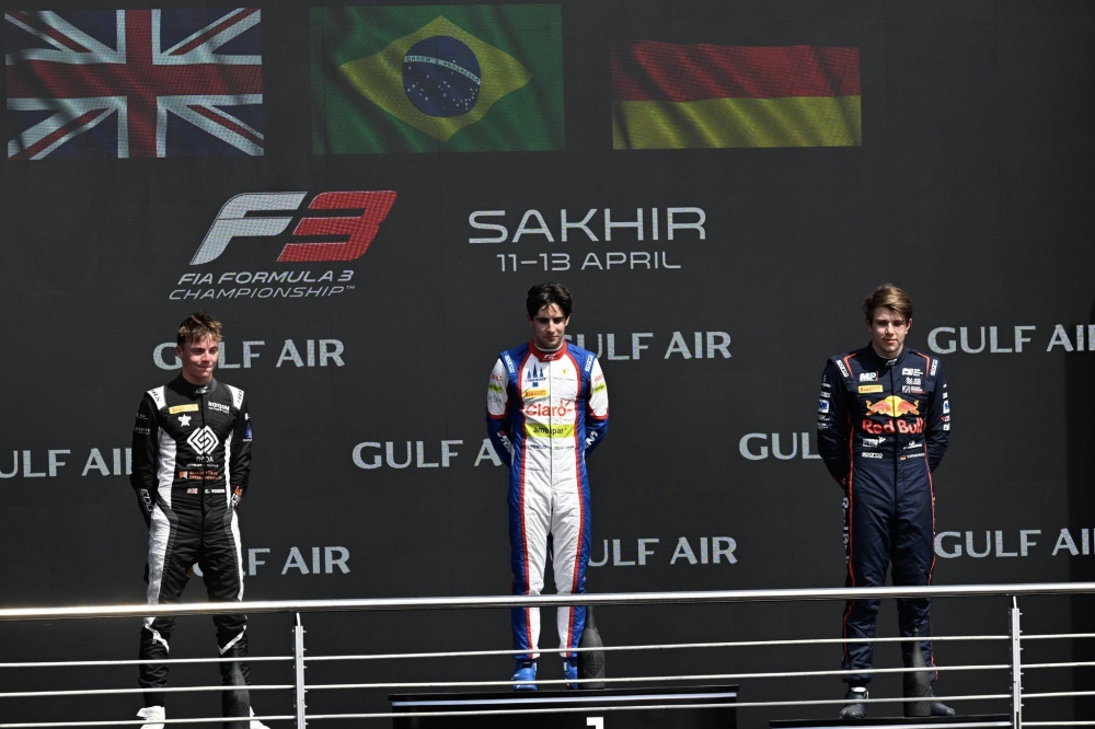 ألكسندر دان يسيطر على الفورمولا 2 وكامارا على الفورمولا 3 ودي هان يخطف جولة البورش