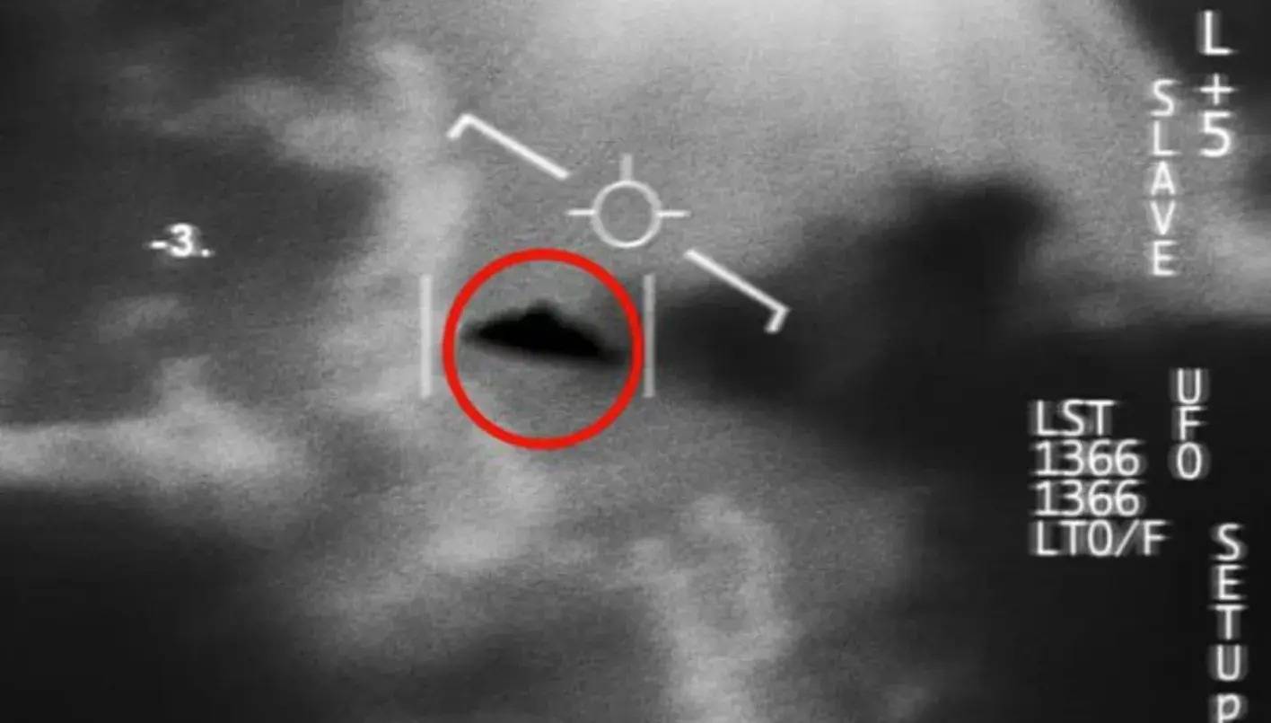 تقرير لـ&laquo;السي آي إيه&raquo; تكشف عن معركة بين جنود روس و&laquo;طبق طائر&raquo; بين عامي 1989 و1990