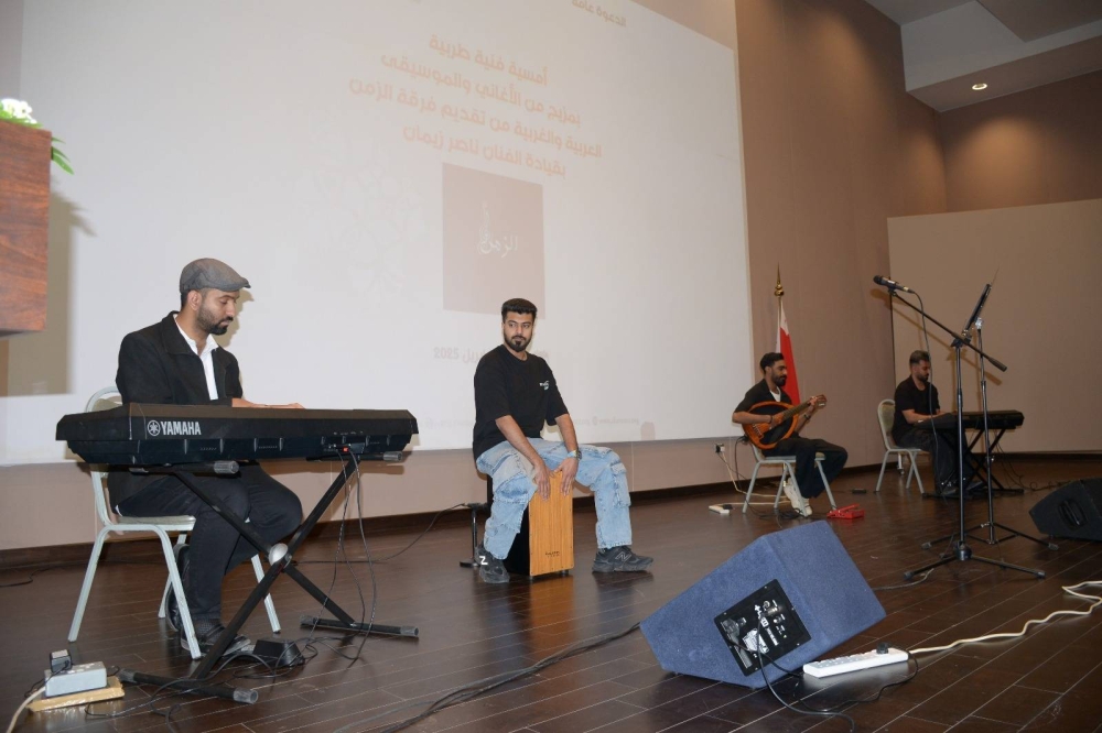 مركز كانو الثقافي ينظم أمسية طربية  حملت في طياتها مزيجًا من الأغاني والمقطوعات الموسيقية العربية والغربية