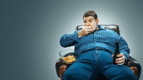 مضاعفات السمنة المفرطة على الصحة.. وطرق العلاج