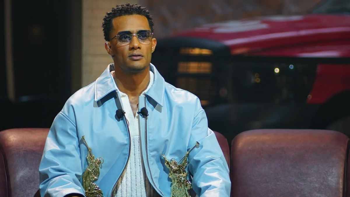 محمد رمضان يفاجئ متابعيه.. ويغير اسمه إلى &laquo;MR 1&raquo;